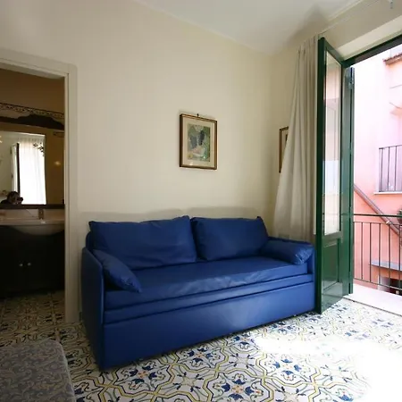 Sorrento Inn Guesthouse Guest house