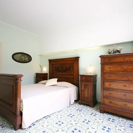 بيت ضيافة Sorrento Inn Guesthouse